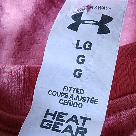 Under Armour Top - Picture 2 of 3